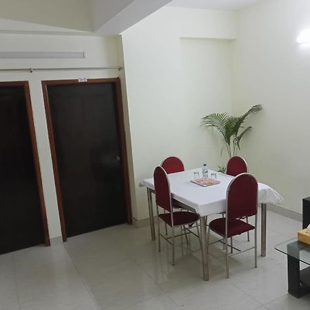 Rose Garden Guest House Khulna Extérieur photo